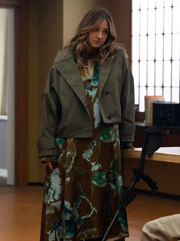 Ebby Elliot All Her Fault Season 01 Green Cropped Coat