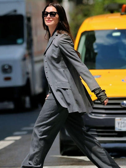 Anne Hathaway The Devil Wears Prada 2 Grey Blazer