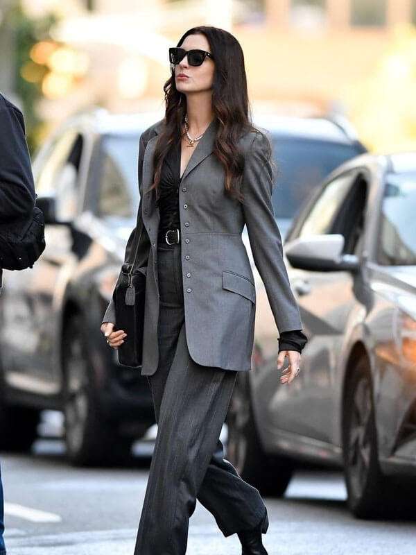 Anne Hathaway The Devil Wears Prada 2 Grey Blazer