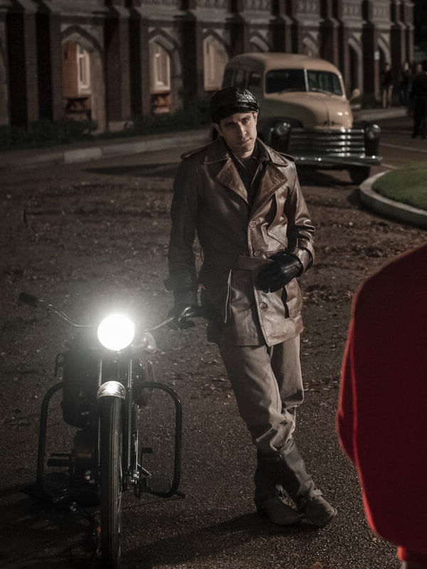 Bruce Interview With The Vampire Season 02 Brown Leather Coat