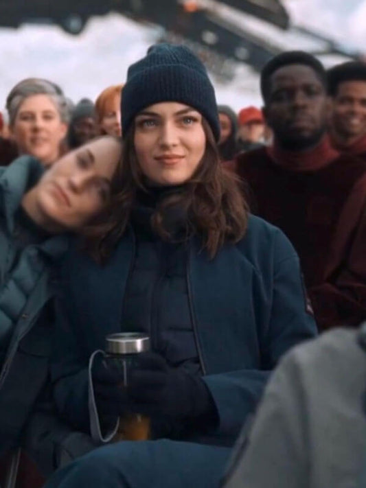 Mickey 17 Anamaria Vartolomei Parachute Blue Jacket