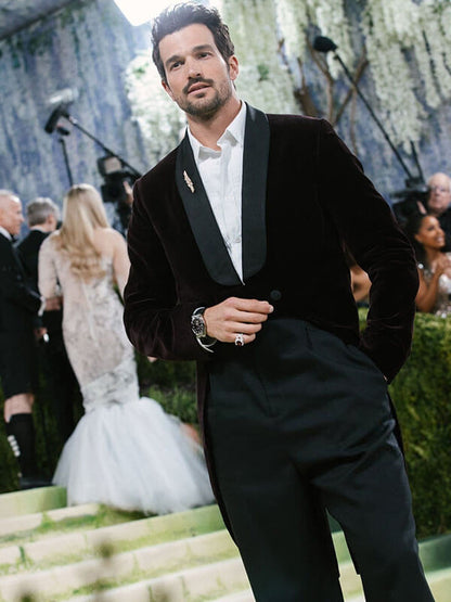 Paul Anthony Kelly Met Gala 2026 Black Velvet Tailcoat