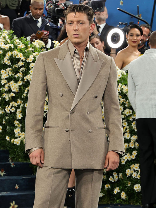 Tom Francis Met Gala 2025 Khaki Tuxedo